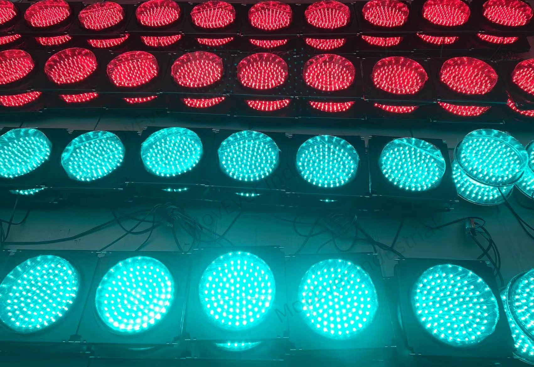 traffic light p (75)-200mm clear lens.jpg